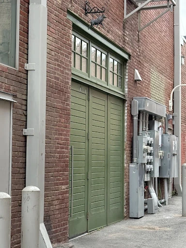 Bull In The Alley photo 8